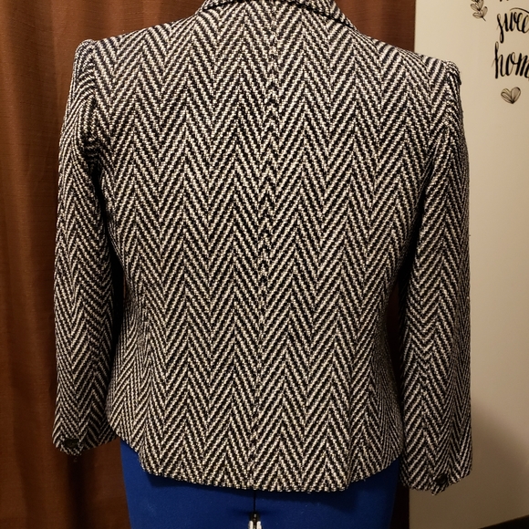 Women's blazer Size: - Picture 2 of 3